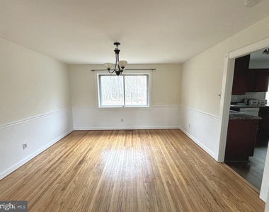 1717 Red Oak Road - Photo Thumbnail 6