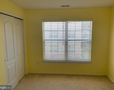 110 Lionheart Lane - Photo Thumbnail 19