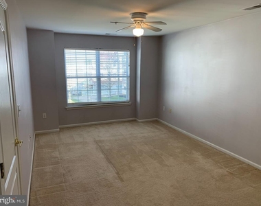 110 Lionheart Lane - Photo Thumbnail 17