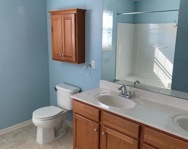 110 Lionheart Lane - Photo Thumbnail 13