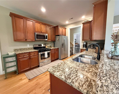 476 Clearwater Harbor - Photo Thumbnail 8