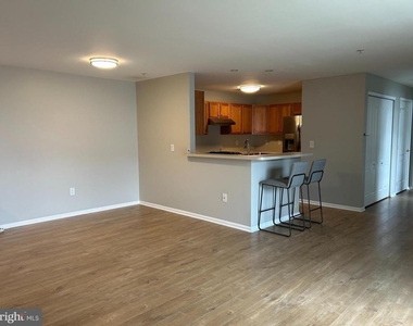 136 Lionheart Lane - Photo Thumbnail 2