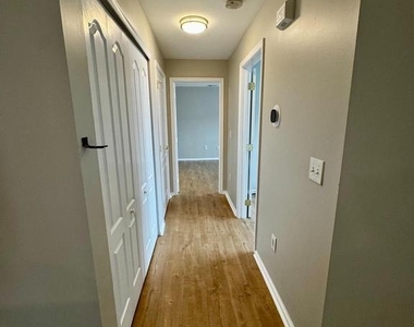 136 Lionheart Lane - Photo Thumbnail 8