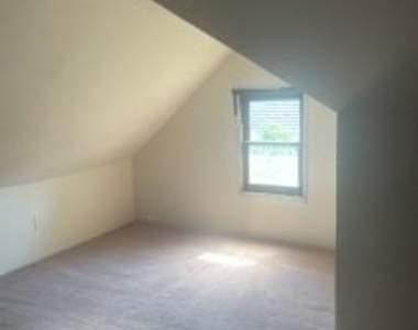 104 Mcclelland Avenue - Photo Thumbnail 14