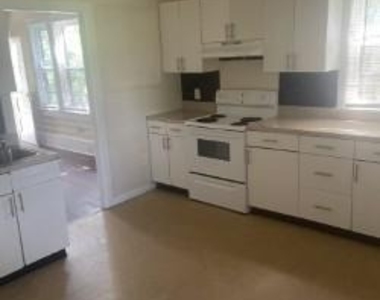 104 Mcclelland Avenue - Photo Thumbnail 5
