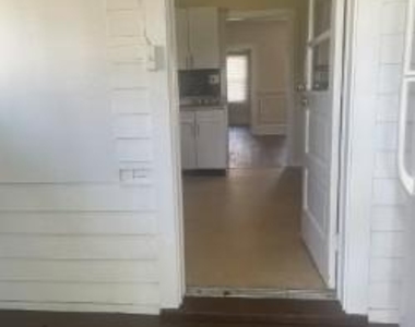 104 Mcclelland Avenue - Photo Thumbnail 6