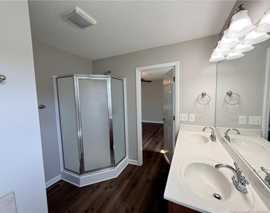 455 Crusaders Drive - Photo Thumbnail 11