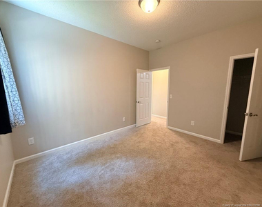 455 Crusaders Drive - Photo Thumbnail 16