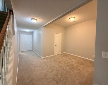 455 Crusaders Drive - Photo Thumbnail 14