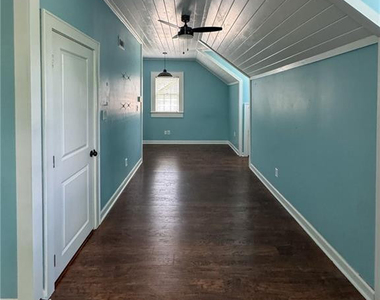 411 Cape Fear Avenue - Photo Thumbnail 30
