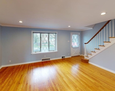 308 Comly Avenue - Photo Thumbnail 4
