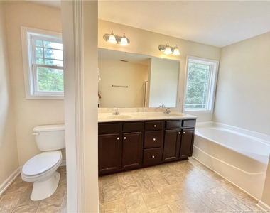 675 Omaha Drive - Photo Thumbnail 27