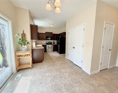 675 Omaha Drive - Photo Thumbnail 7