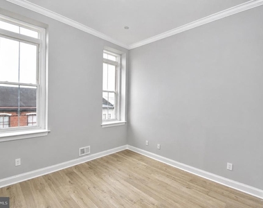 23 E Union Street - Photo Thumbnail 6