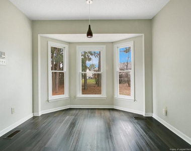 5319 Thackeray Drive - Photo Thumbnail 6