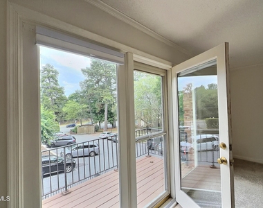 1515 E Franklin Street - Photo Thumbnail 3
