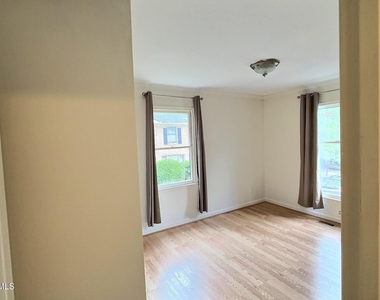 1515 E Franklin Street - Photo Thumbnail 5