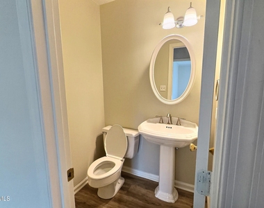 1515 E Franklin Street - Photo Thumbnail 13