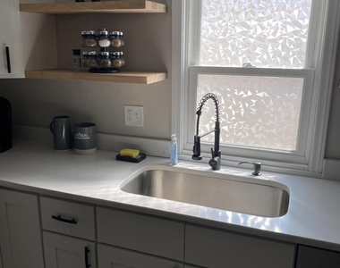 1208 Drew Street - Photo Thumbnail 9
