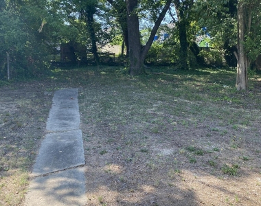 1208 Drew Street - Photo Thumbnail 14