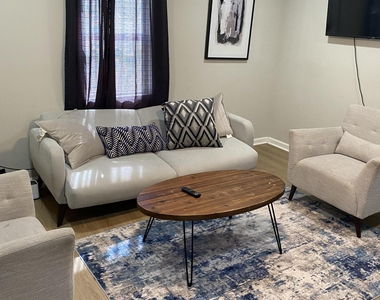 1208 Drew Street - Photo Thumbnail 2
