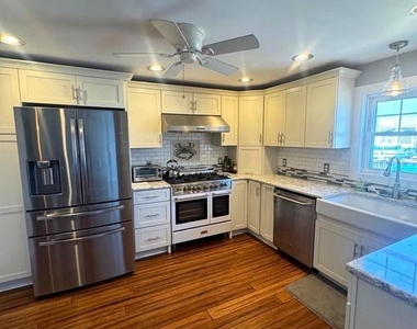 10613 Shifting Sands Drive - Photo Thumbnail 23