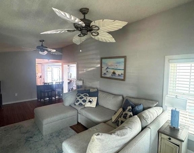 10613 Shifting Sands Drive - Photo Thumbnail 25