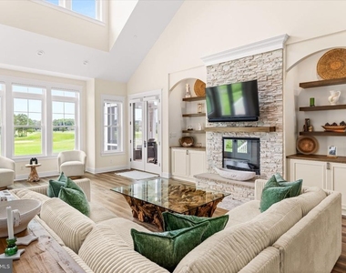 10203 Battle Colors Lane - Photo Thumbnail 22