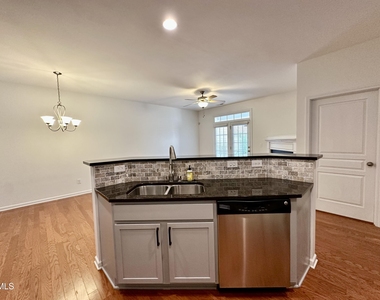 513 Dragby Lane - Photo Thumbnail 5