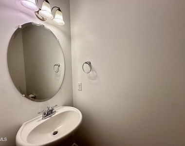 513 Dragby Lane - Photo Thumbnail 14