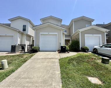 513 Dragby Lane - Photo Thumbnail 20