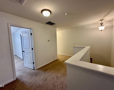 513 Dragby Lane - Photo Thumbnail 16