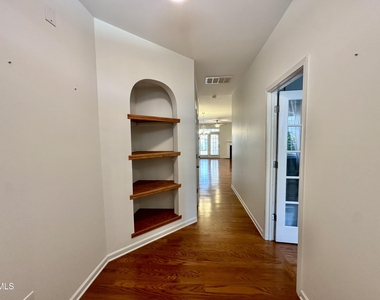 513 Dragby Lane - Photo Thumbnail 2