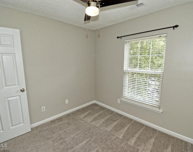 314 Canyon Lake Circle - Photo Thumbnail 22