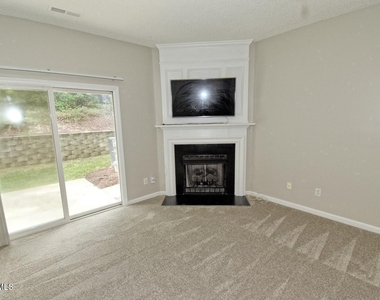 314 Canyon Lake Circle - Photo Thumbnail 11
