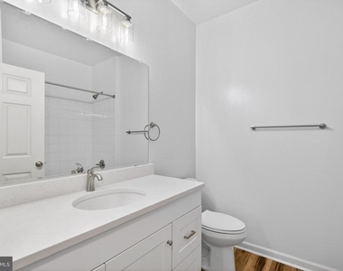 1321 Karen Boulevard - Photo Thumbnail 20