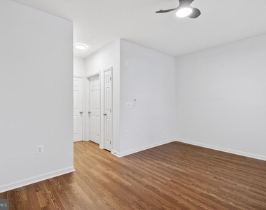 1321 Karen Boulevard - Photo Thumbnail 24