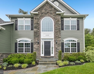 10400 Del Ray Court - Photo Thumbnail 1