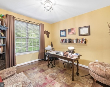 10400 Del Ray Court - Photo Thumbnail 25