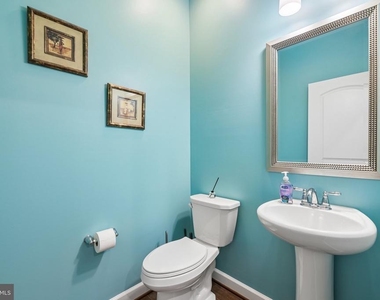 10400 Del Ray Court - Photo Thumbnail 24