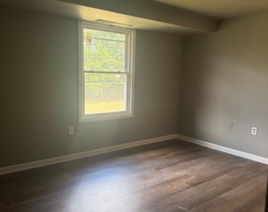 7165 Cross Street - Photo Thumbnail 4