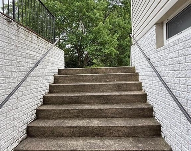 4415 Medallion Drive - Photo Thumbnail 46