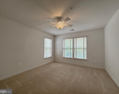 4415 Medallion Drive - Photo Thumbnail 37