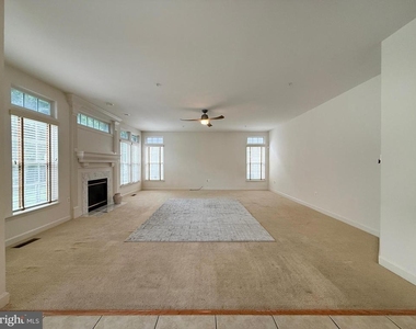 4415 Medallion Drive - Photo Thumbnail 21