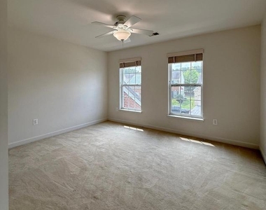 4415 Medallion Drive - Photo Thumbnail 33