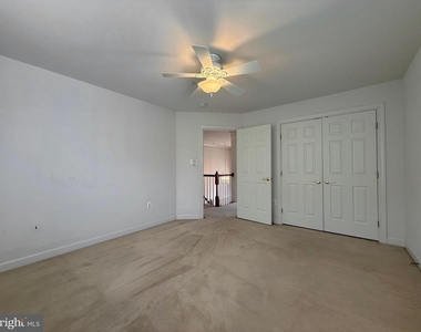 4415 Medallion Drive - Photo Thumbnail 38
