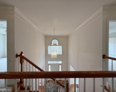 4415 Medallion Drive - Photo Thumbnail 35