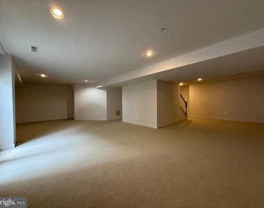 4415 Medallion Drive - Photo Thumbnail 43