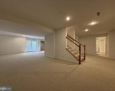 4415 Medallion Drive - Photo Thumbnail 41