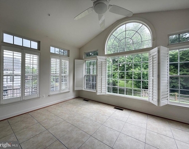 4415 Medallion Drive - Photo Thumbnail 19